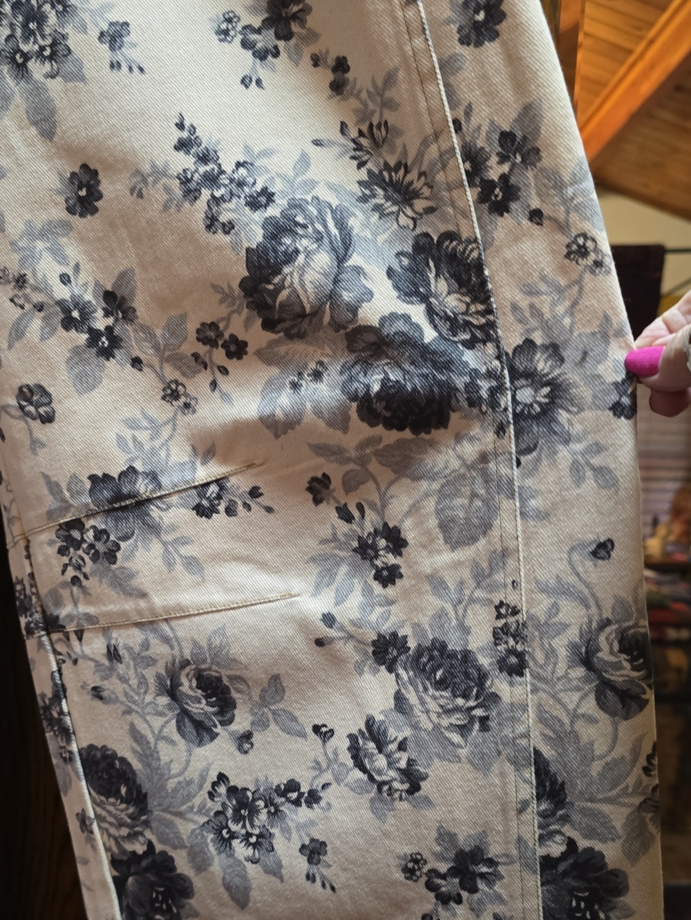 Barrel Jeans - Picture 6 of 13